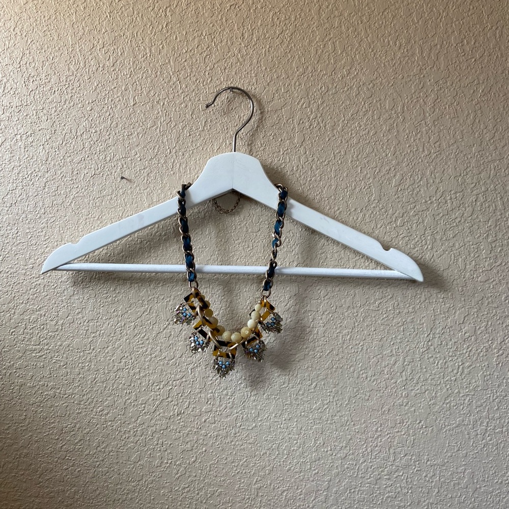 Chunky jewel necklace